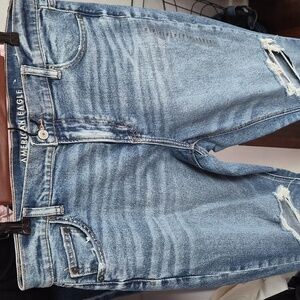 American Eagle Womens Light Blue Skinny Jeans. Size 16